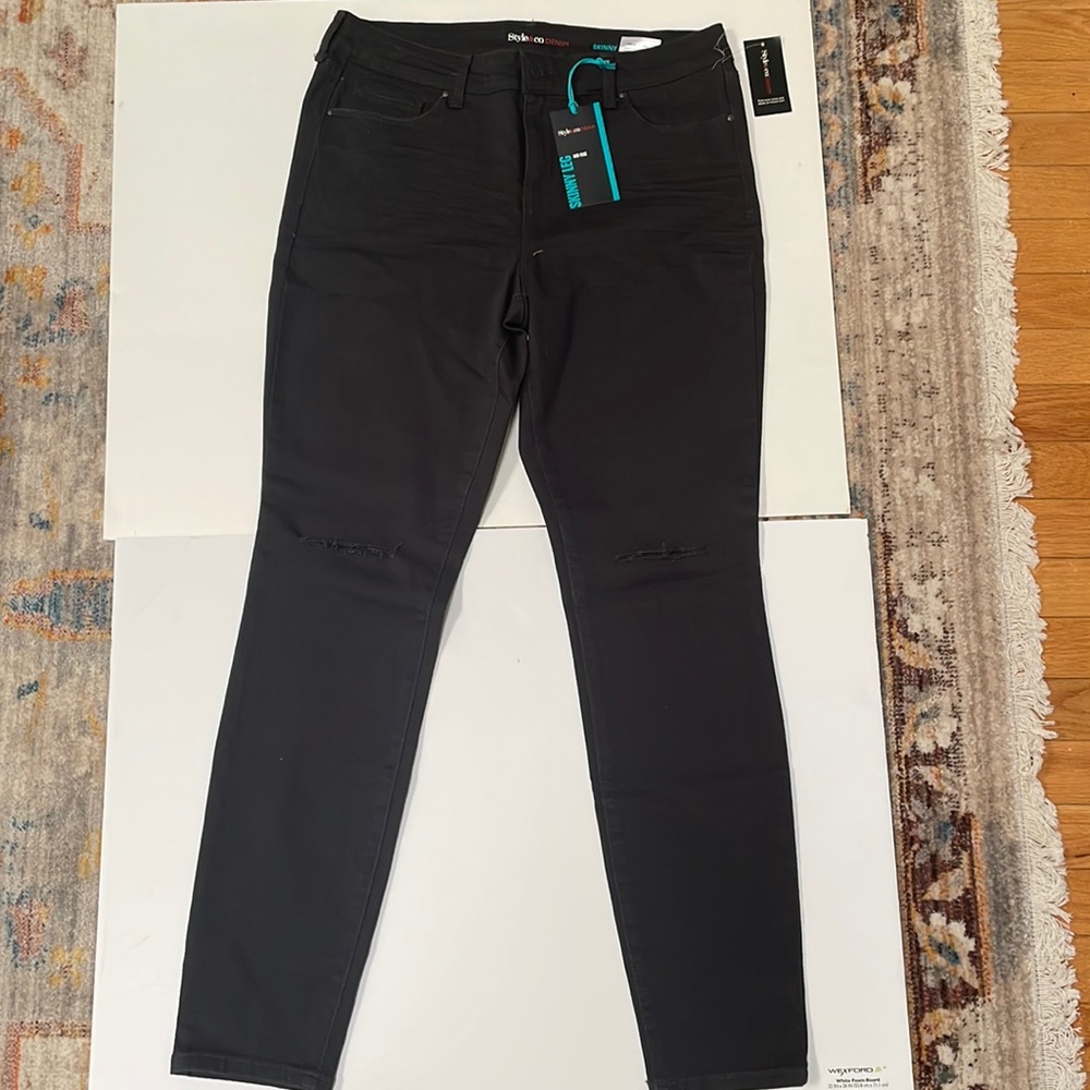 Size 10 Womens jeans ripped knees